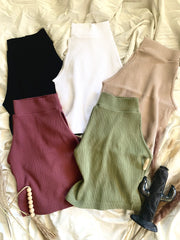 17545 HALTER CROP TOP