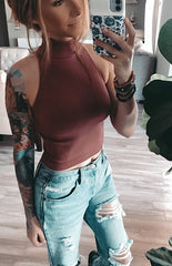 17545 HALTER CROP TOP